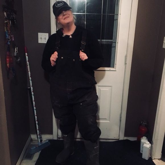 Meet your Posher, Shelbz - Picture 1 of 1